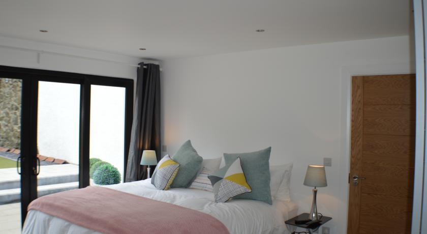 Pier39Portrush Adult Only Bed & Breakfast Room photo