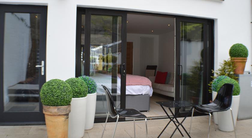 Pier39Portrush Adult Only Bed & Breakfast Room photo