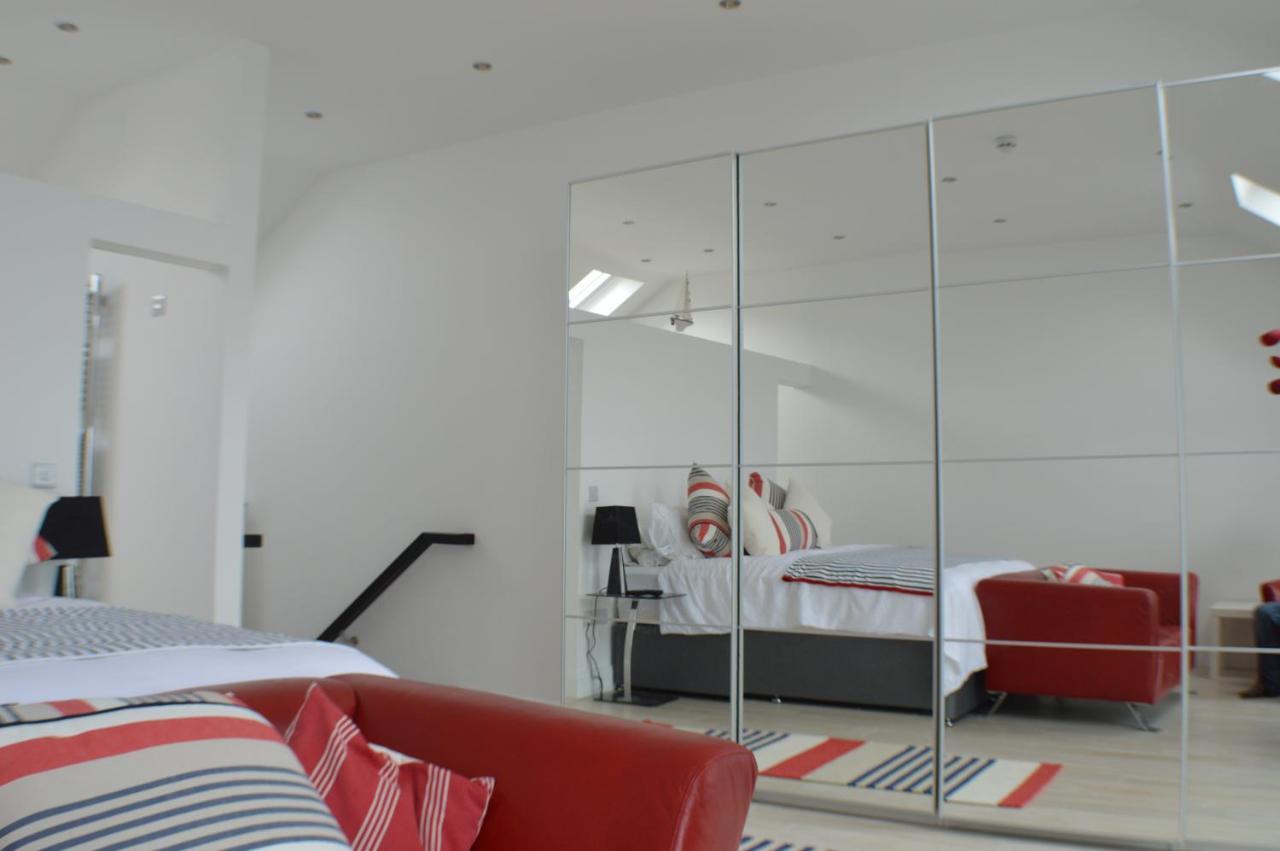 Pier39Portrush Adult Only Bed & Breakfast Room photo